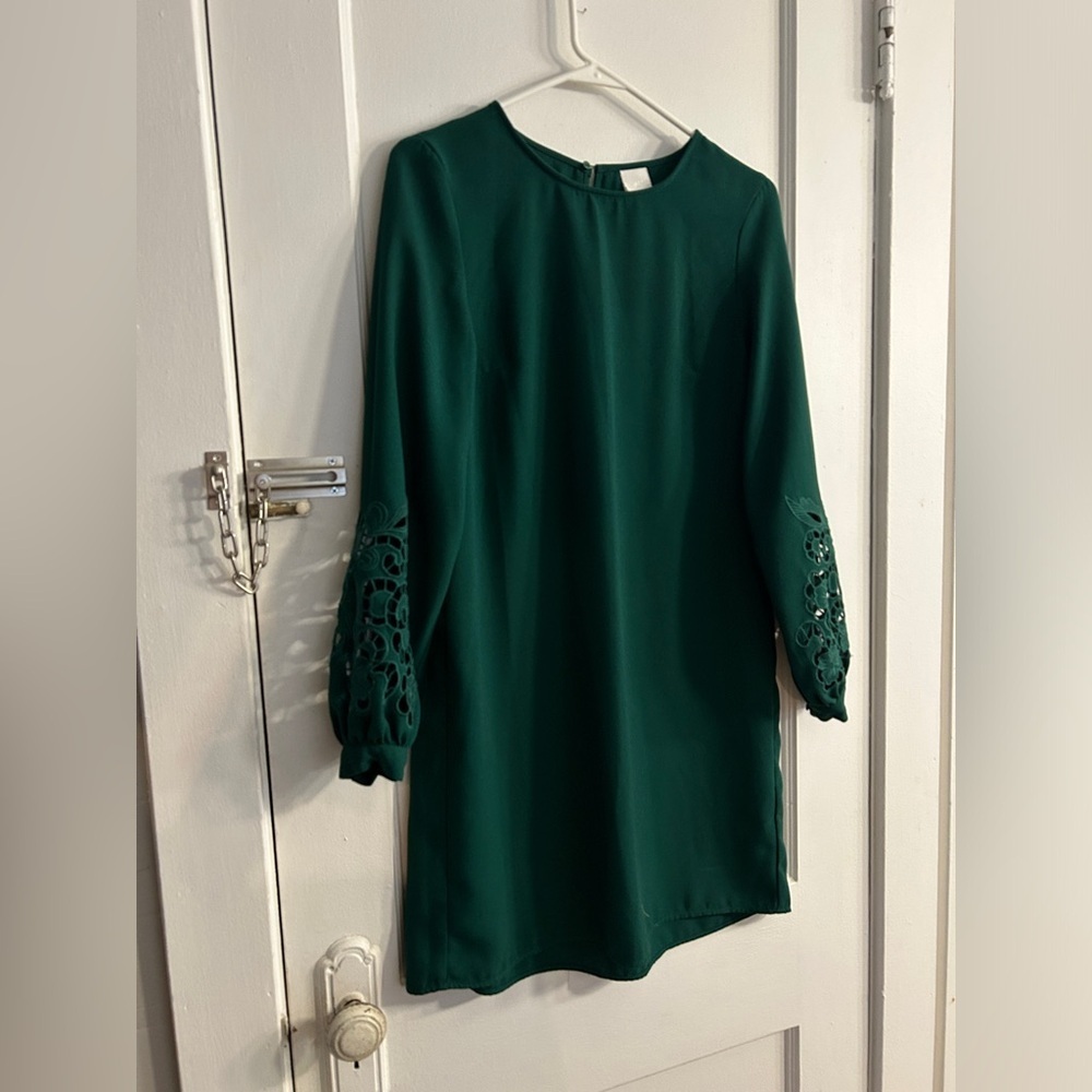 Emerald Green H&M bubble sleeve, floral cut out size 4 knee length dress